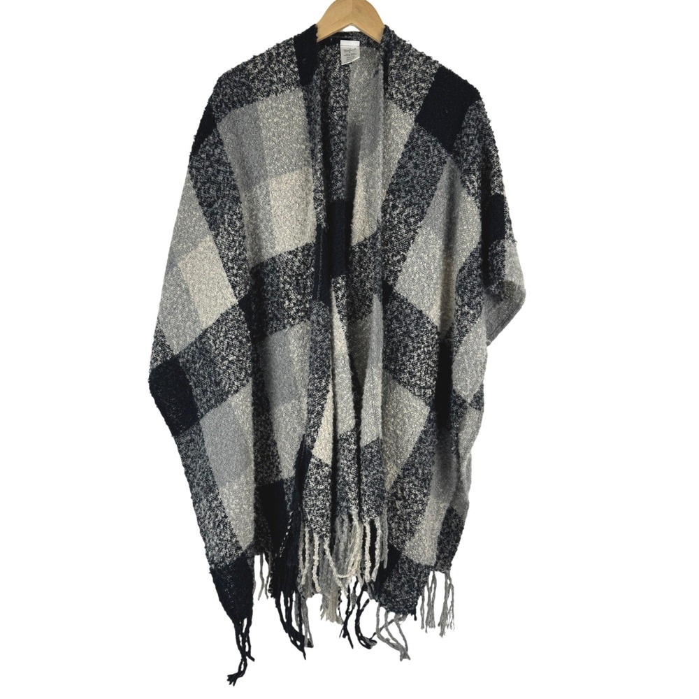 Woolrich Amalia Cozy Blanket Wrap Black Grey Plaid Fringed Poncho HLM0235S OSFM
